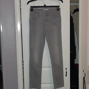 Levis Mid Rise Skinny Jeans